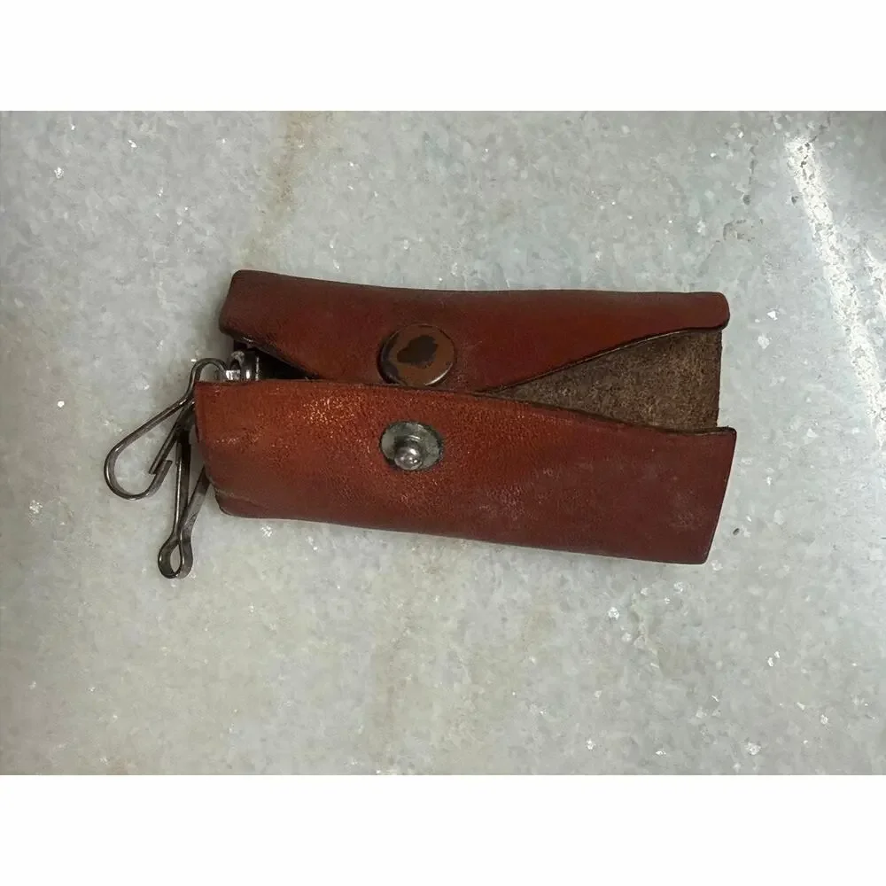 Vintage Brown Leather Key Holder Case Snap Closure Key Hooks Mid Century